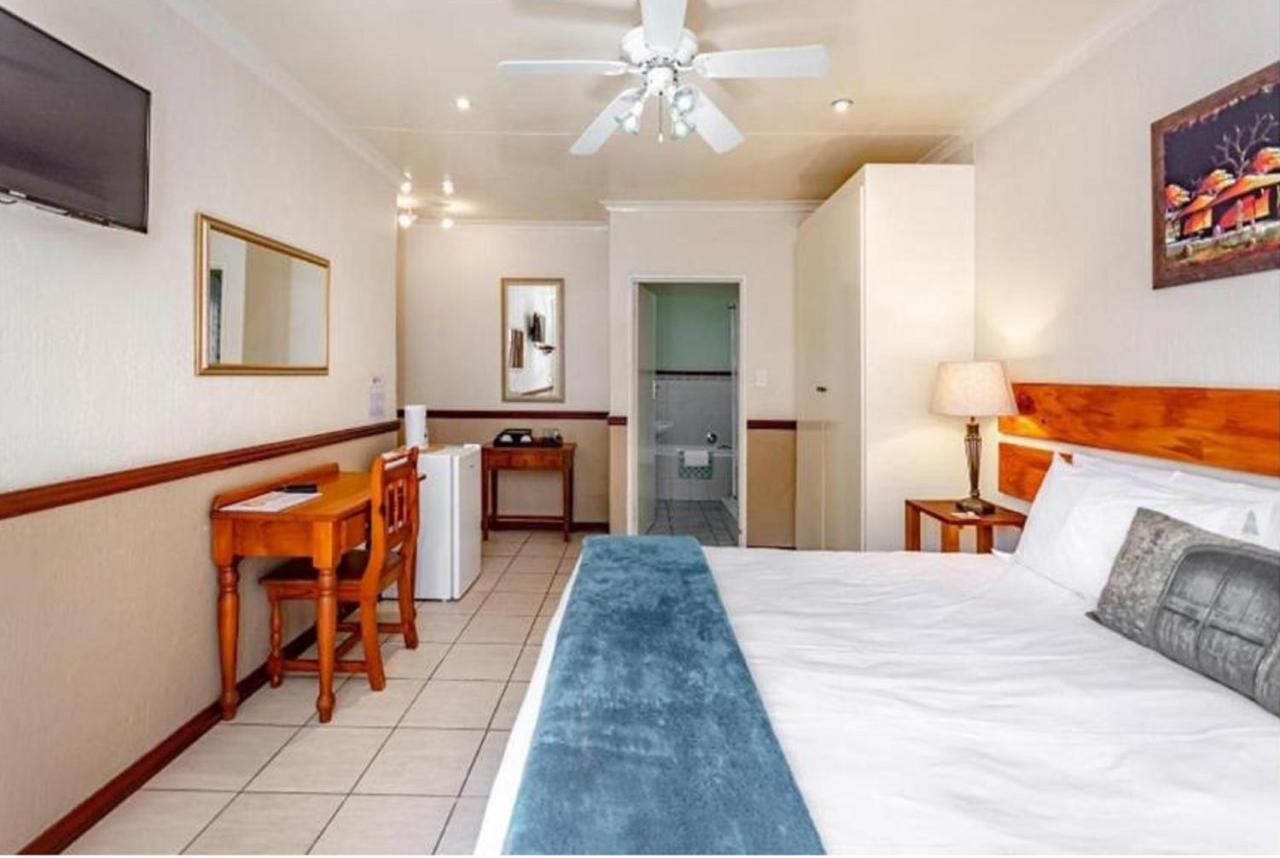 קמפטון פארק The Link Guest Lodge מראה חיצוני תמונה