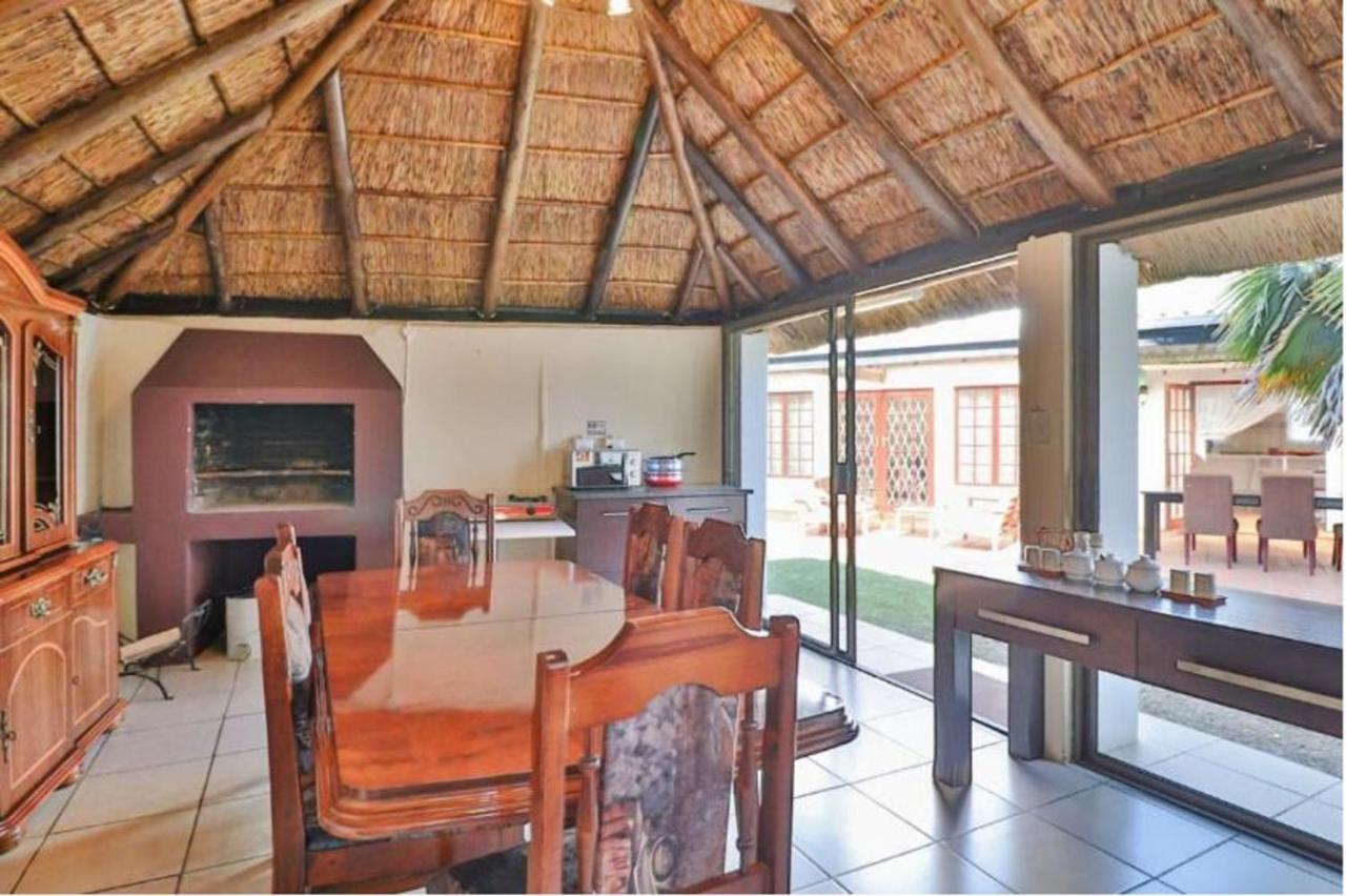 קמפטון פארק The Link Guest Lodge מראה חיצוני תמונה