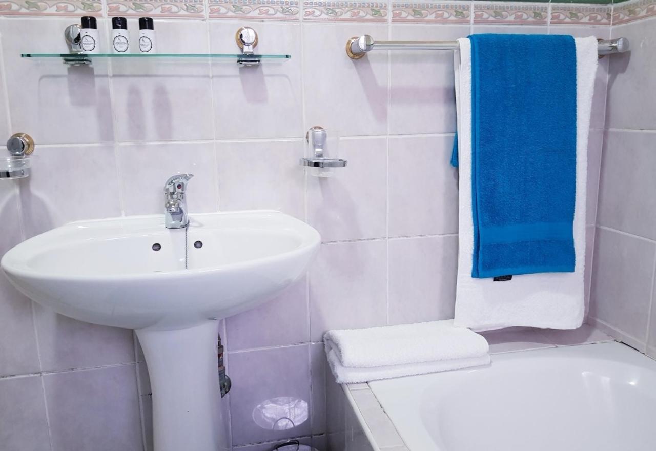 קמפטון פארק The Link Guest Lodge מראה חיצוני תמונה